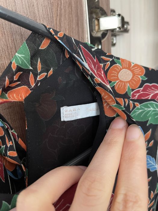 Нови ризи на цветя, Zara