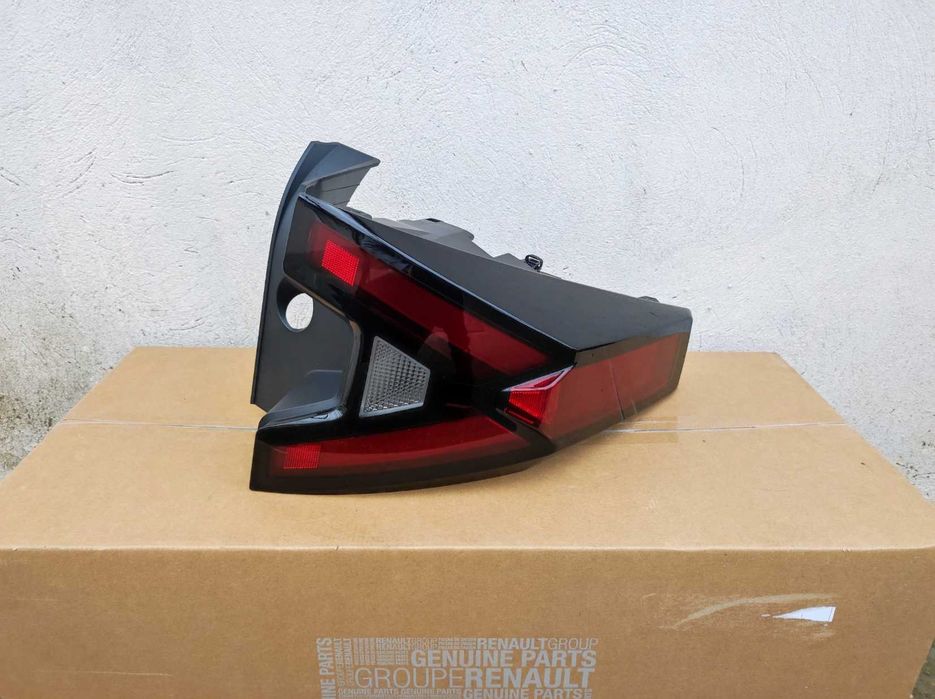Lampa stop stanga si dreapta Dacia Bigster 2024 2025 2026