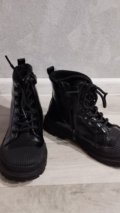 Ботинки полуботинки