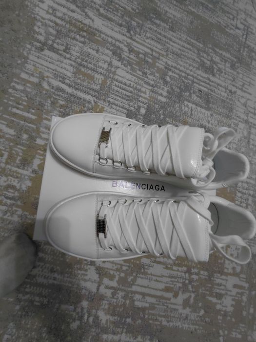 Balenciaga arena low