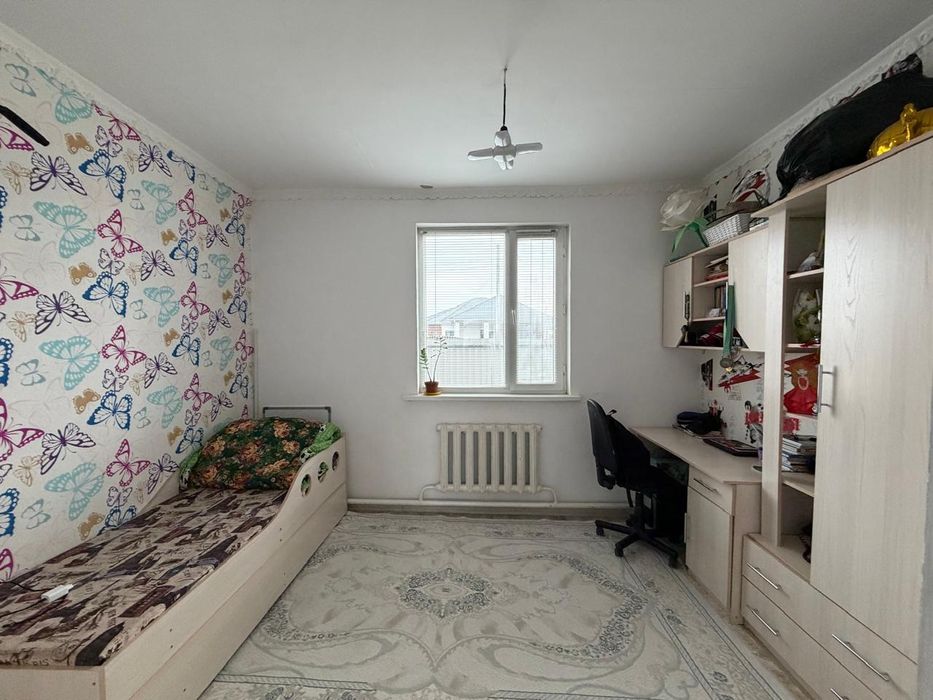 Мкр. жұлдыз-2,   5-бөлмелі үй сатылады