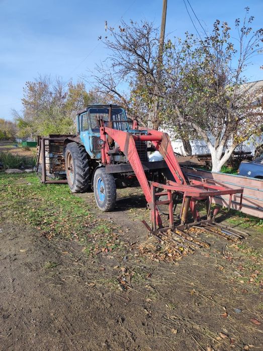 МТЗ 80 трактор с куном.