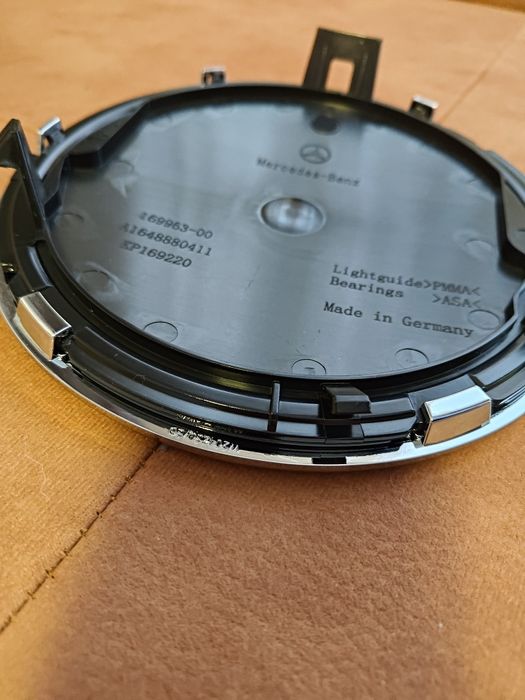 Емблема за Мерцедес Бенц Моделите W204, C Клас, GLK W245 B160 monto.bg