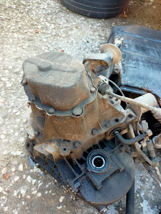 Дискове , накладки и амортисьор комплект fiat ulysse 1996