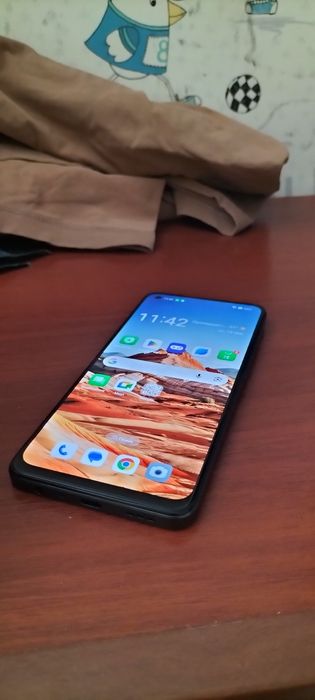 Oppo A78 почти новый