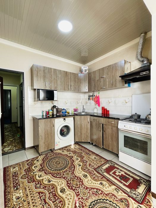 Франция 3 комнатная Кадышева, Лисунова1 , Авиасозлар 1, 61 школа