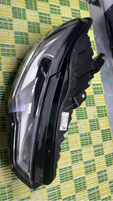 Far dreapta Audi A6 c7 4g bixenon