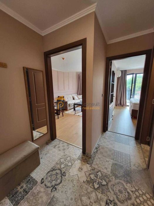 Дава се под наем Двустаен апартамент в Пловдив, Център - 68 кв.м за 648.21 € - Снимка #3