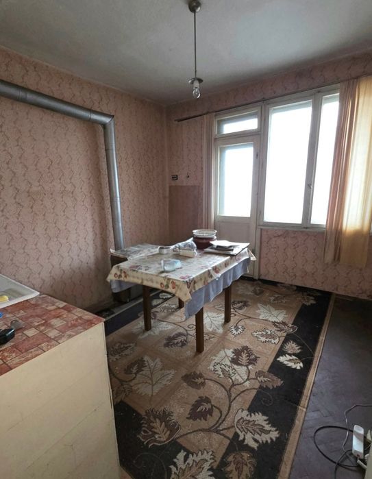 Продава се Двустаен апартамент в Кюстендил, Център - 62 кв.м за 412 €/кв.м - Снимка #2