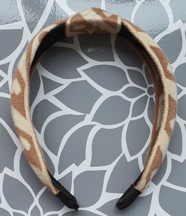 Диадеми с възел за коса