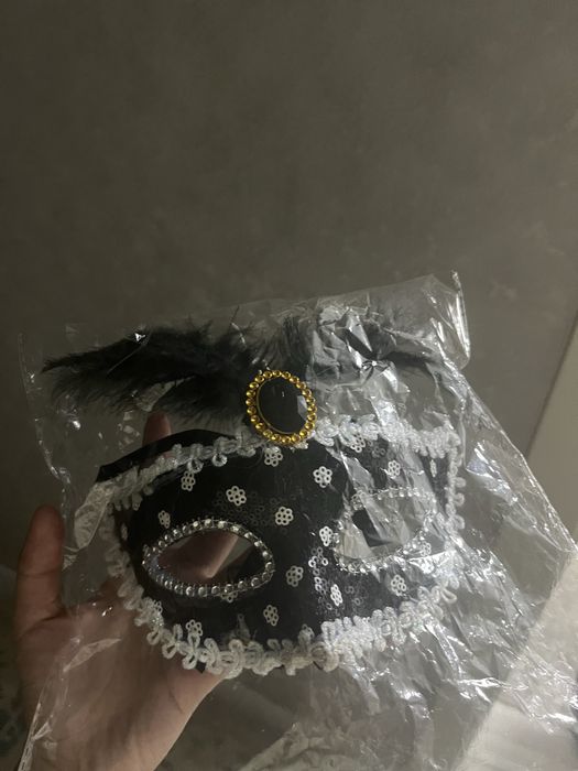 карнавалный маска для новый год