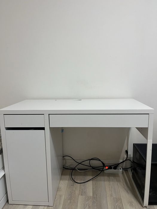 Продам стол IKEA