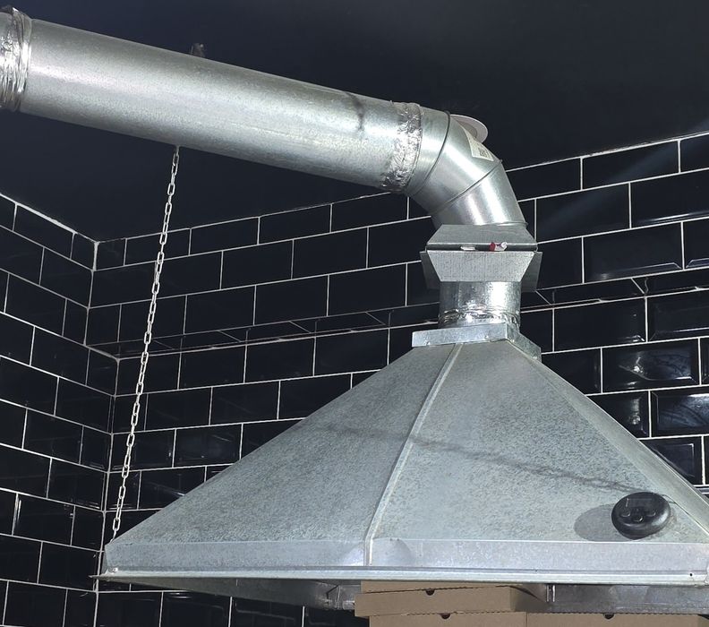 Продам  зонт для вытяжки