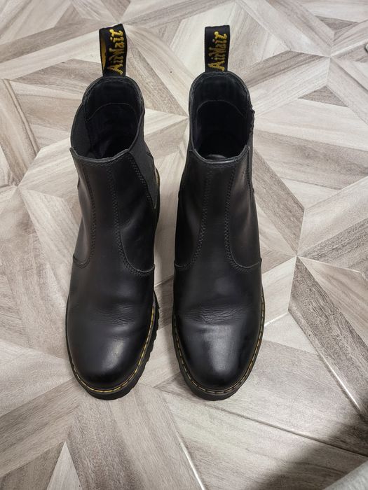 Dr. Martens Rometty