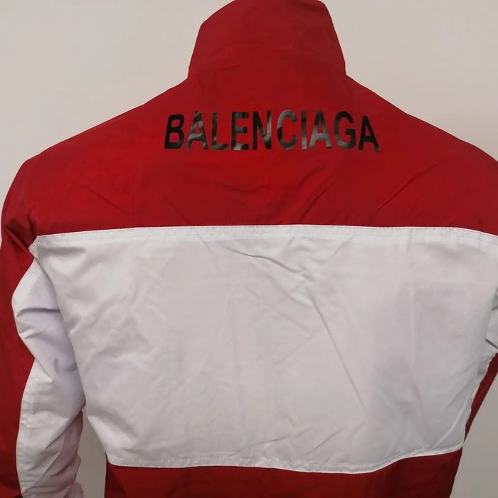 Geaca Balenciaga