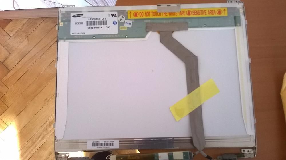 матрици с капаци за лаптоп