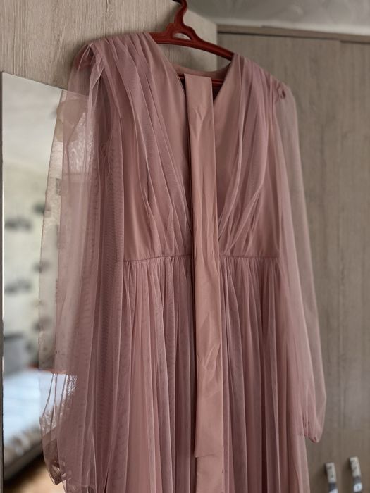 Продам платье хорошее качество