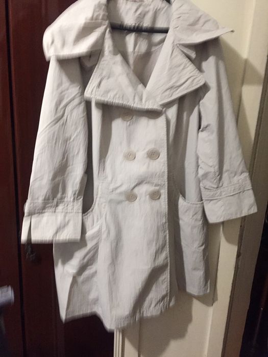 Продам женский плащь