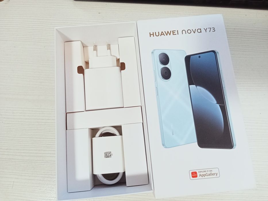 Абсолютно новый смартфон