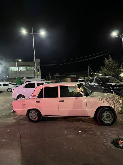 Vaz 21013 sotiladi