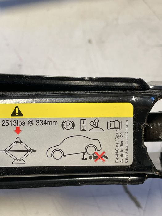 Cric original audi Q3 2011-2018