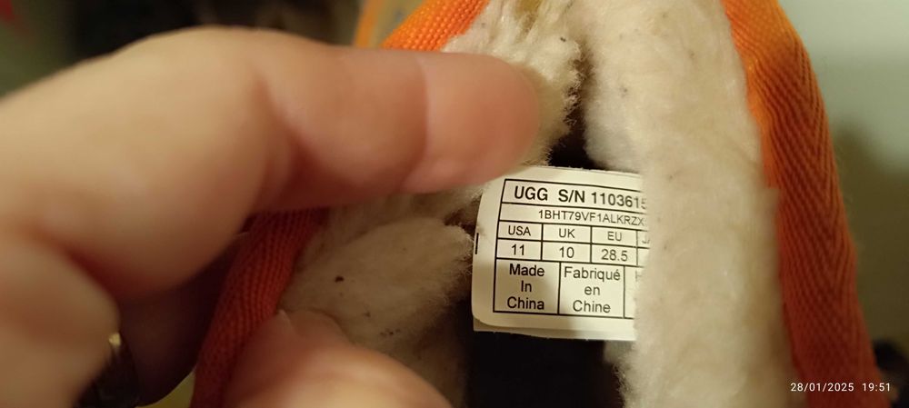 Vand cizmulite Ugg originale mar 28.5