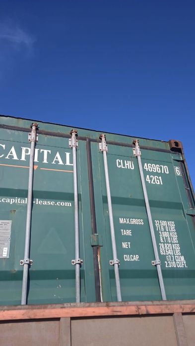 Продам контейнеры