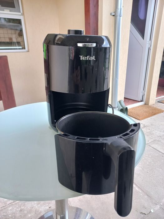 Friteuza cu aer cald AirFrier Tefal