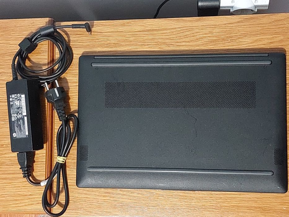 Laptop HP Ryzen 5 7520u 2,8Ghz/4,3Ghz, 16GB DDR5, 512GB, Radeon, Win11