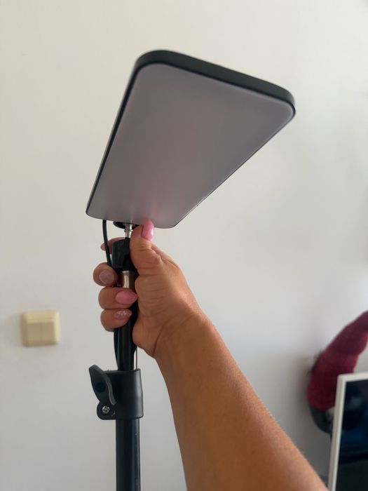 LED студийна лампа