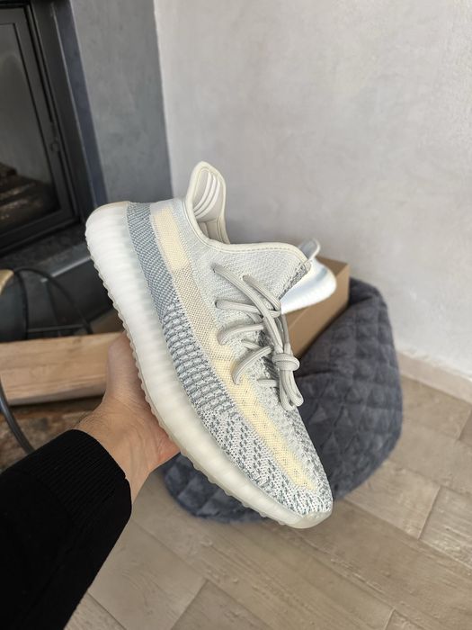 Adidas Yeezy Boost 350 V2 Cloud White