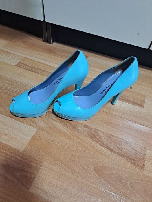 Pantofi piele turcoaz