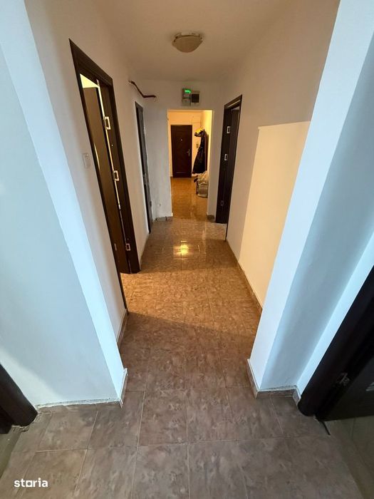 Apartament 3 decomandate Calea București Institut 7/10 71 mp