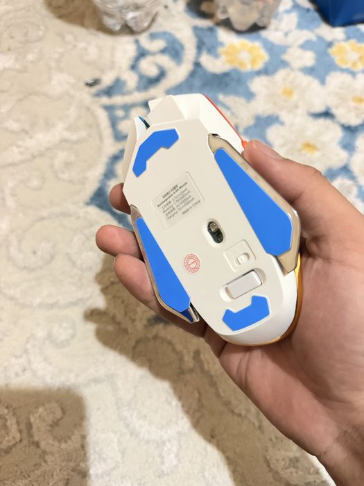 Продается игровая мышь