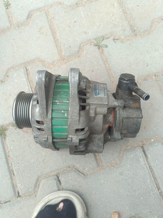 Генератор Kia sorento 1