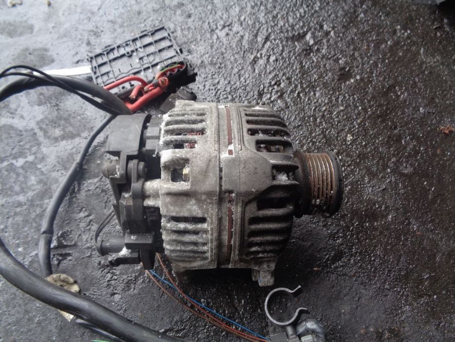 Vand Alternator Volkswagen Golf4 1.9 TDI AGR din 2004 cod:038903023l