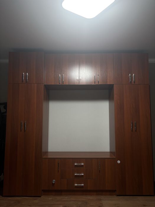 Стенка в гостиную