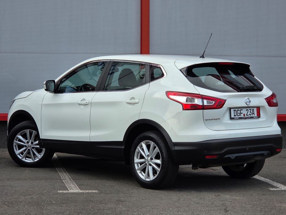 Nissan Qashqai/ 1.6 Diesel/ 131 Cp / Euro 6/ Cameră / Line Assist / Manuală 6+1 / Alb / 2017