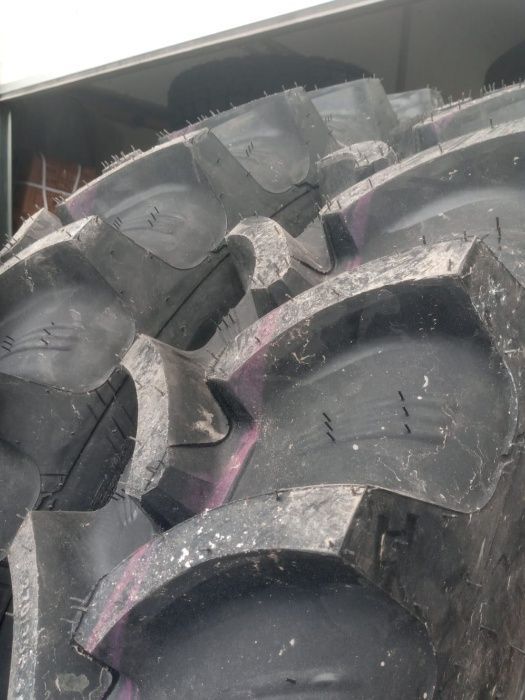11.2R48 Cauciucuri agricole legumicole radiale pe sarma 270/95R48 QZXC