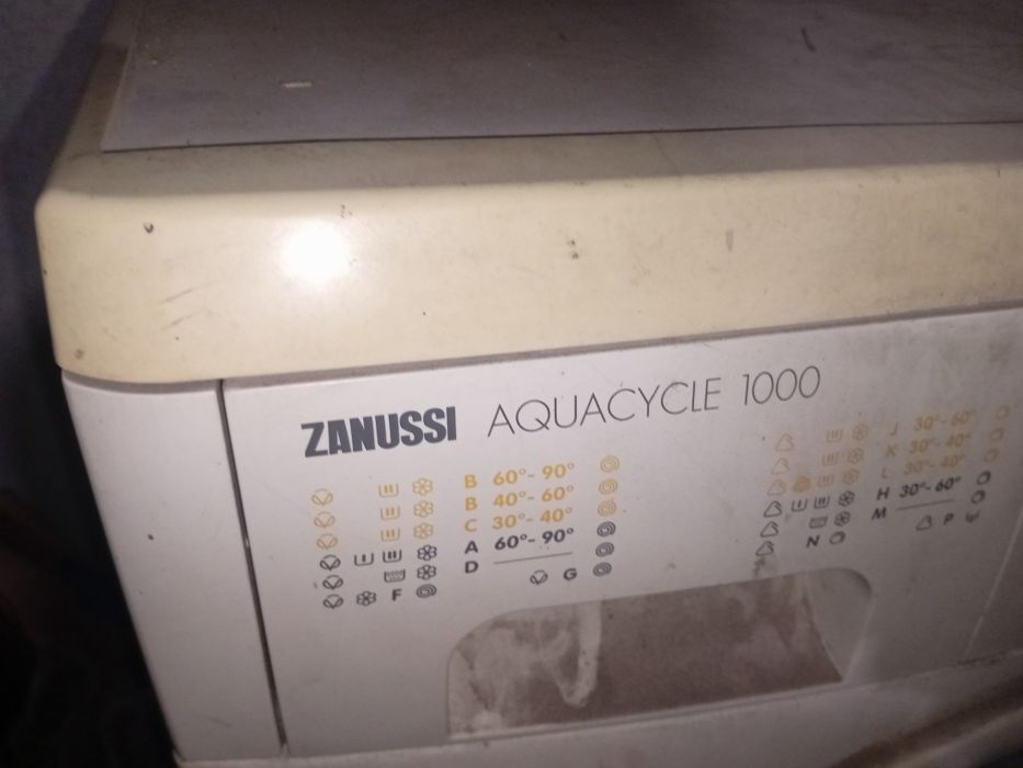 Стиральная машина Zanussi