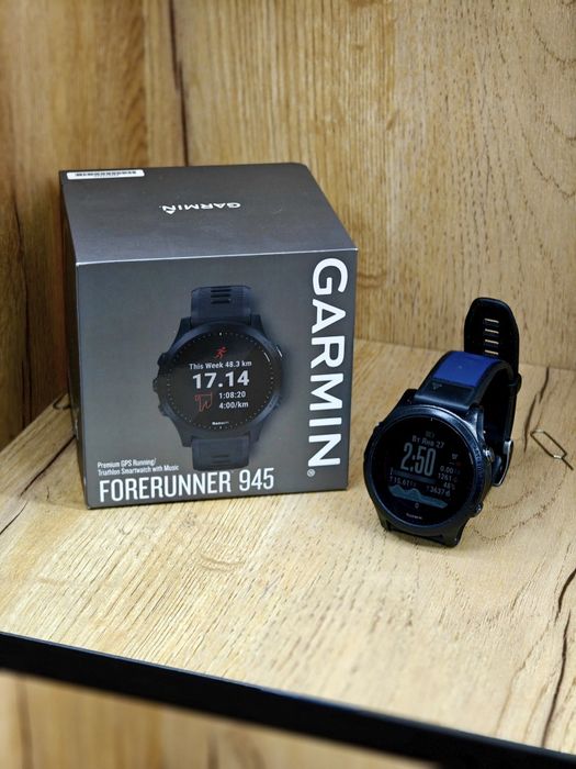Garmin Forerunner 945 часы продам