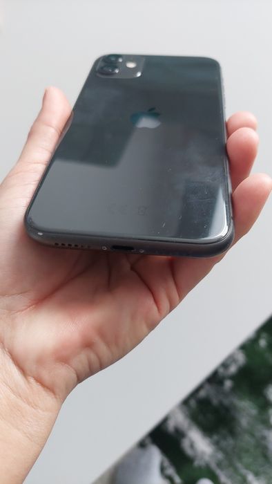 Vand  telefon iphone 11