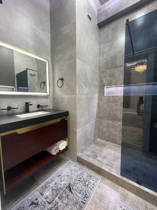 Сдается квартира в ЖК Дархан 3/5/6 100м² Евроремонт  Никто не Жил !