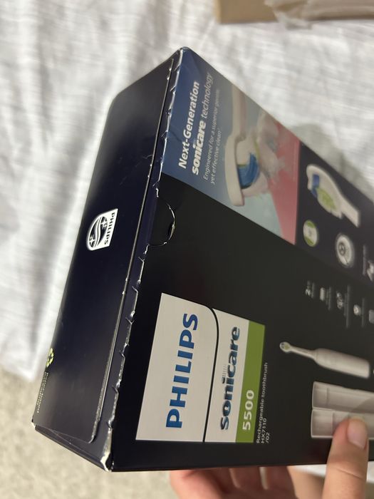 Periuta Philips Sonicare 5500