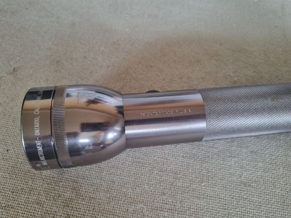 Lanterna Maglite USA. Perfect functionala.