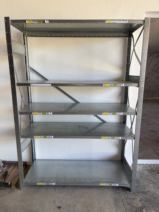 Rafturi metalice zincate