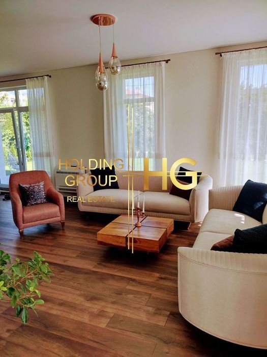 Къща в Варна-м-т Ален Мак площ 270  кв.м