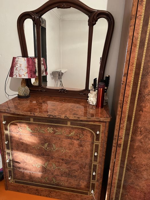 Спальный гарнитур, состояние очень хорошая