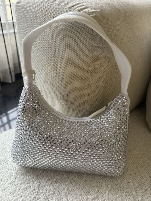 Бяла Чанта с кристали