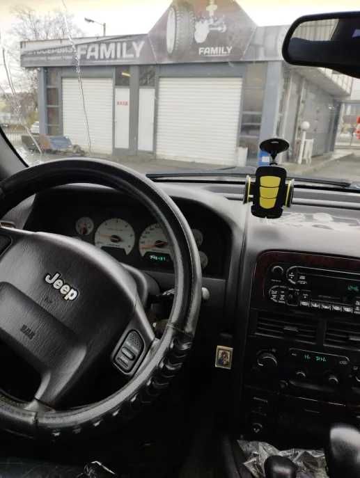 Джип Grand Cherokee